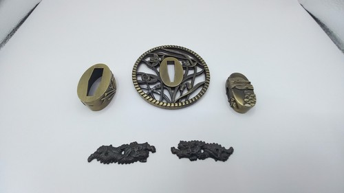 Tsuba kashira menuki - tsuba,kashira,menuki, und