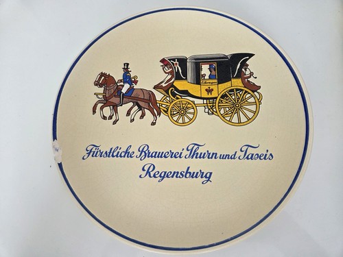 Porzellan wandteller der - porzellan-wandteller,