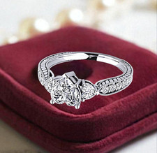 IGI Lab Created 1,50 ct Herzschliff 950 Platin Diamant Akzent Verlobungsring