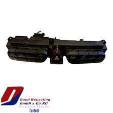 Mercedes-Benz W203 Bedienteil Sitzheizung/Warnblinker 2038216979