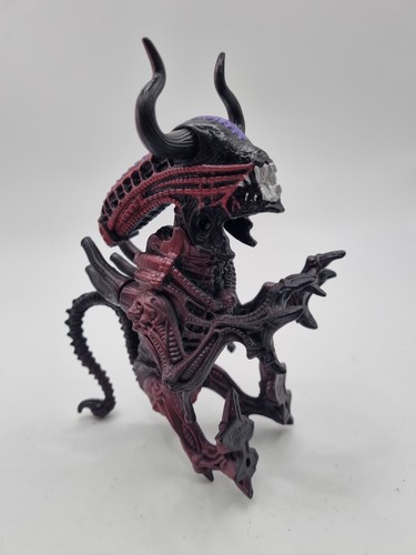 Alien predator vintage - alien,