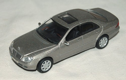 Maisto mercedes benz - 1:43, mercedes-benz
