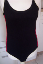 Top, sehr gut Zustand 1x getragen bequemer Sport-Body Gr. M