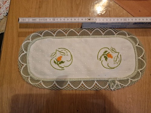Fertig gesticktes deckchen - gesticktes,
