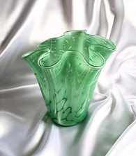 Glasvase Überfang Opalglas grün weiß Taschentuch Vase Fazzoletto Glas handgem.