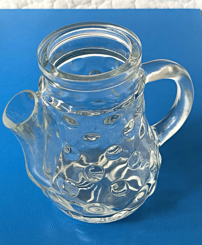 Vintage glaskrug mit henkel - vintage,