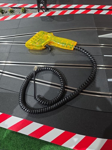 Slotcar pistolenregler gelb - slotcar, pistolenregler,