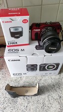 CANON EOS M KIT 18-55 plus Speedlite 270EX