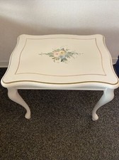 Beistelltisch weiß Holz Kolonialstil Tischplatte Blumenbukett