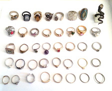 Konvolut Modeschmuck Ringe 41 Stück Vintage Ringe in gold + silberfarbig