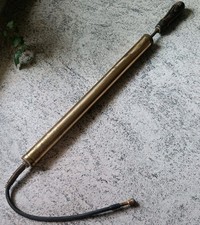 VINTAGE MESSING FUßBALL PUMPE VOLL FUNKTIONSFÄHIG SEHR ALTES DEKORATIVES STÜCK