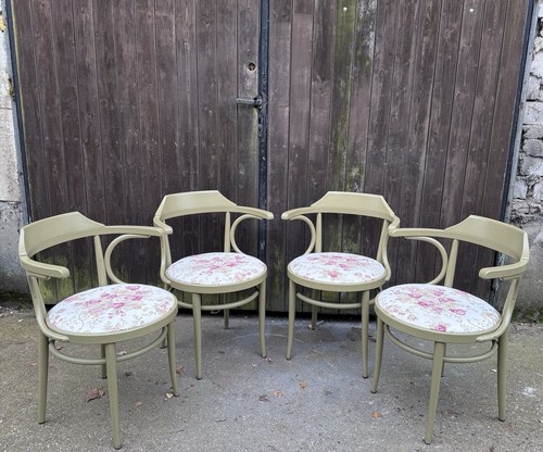 Ein set thonet - thonet, bugholzstuhl
