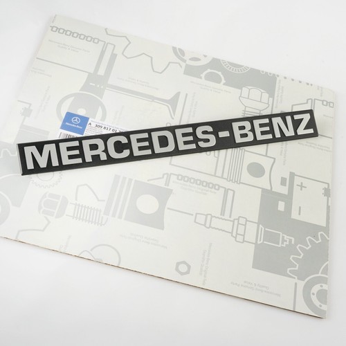 Mercedes emblem schriftzug - mercedes,