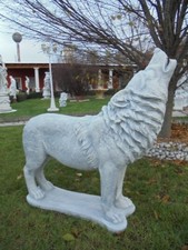 Steinfigur "Wolf stehend" 100