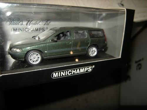 Minichamps volvo v70 ii - 1:43,