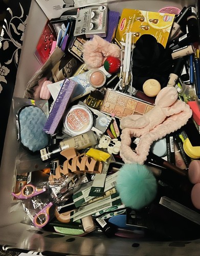 Beauty make scoop - beauty,