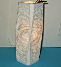 AK Kaiser Schöne Bisquit Porzellan Vase Relief 282/20 * edel * H 20 cm   60-70er