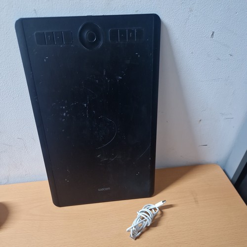 Wacom intuos pro - wacom, m