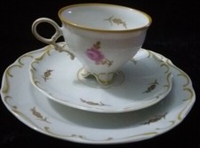 DDR edle Sammeltasse 3 teilig