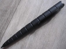 2 in 1 Tactical Pen mit