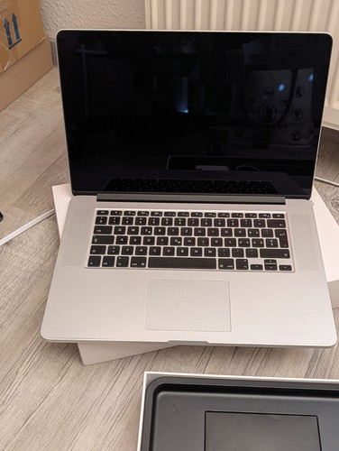 Macbook pro retina - macbook, pro,