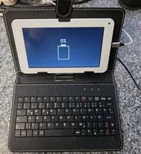 SMARTBOOK for smart People S7Q 221229 weiß inkl Tastatur & Hülle Schwarz 23x14x3