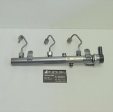 Orig. Mercedes E-Klasse OM642 Einspritzleiste A6420703495 Raildrucksensor Links