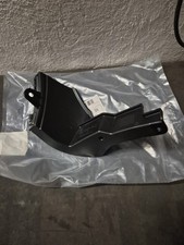 Neu Original Mercedes C Klasse W204 AMG Paket Halter Stoßstange vorn A2048856123