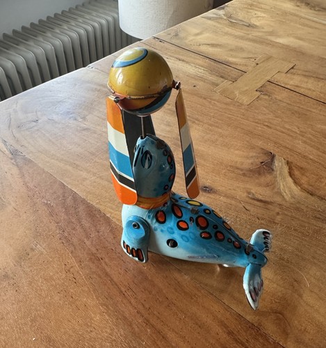 Vintage blechspielzeug tin toy - vintage,