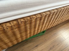Ein Rattanbett   180x200 zu Verkaufen . Kopfteil Ist 50cm hoch.  