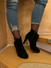 Tamaris High Heel Stiefeletten Gr. 40 Schwarz getragen