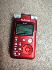 Tascam GT-R1 Audio Aufnahmegerät Guitar Bass Digital Recorder 