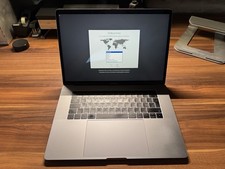 Apple MacBook Pro 2017 15 Zoll, 500GB SSD, Intel I7 2.90GHz, 16GB RAM