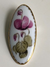Vintage-Brosche. Porzellan. Handbemalt.  Größe: 5,2 x 2,3 cm.