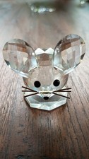  Swarovski Kristall ? MAUS AUF SOCKEL Figur 4cm