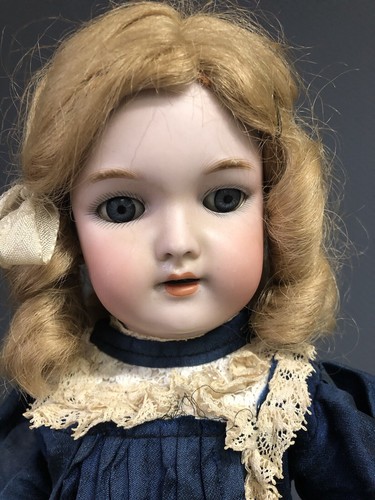 Antike porzellankopfpuppe - antike,
