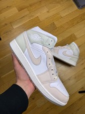 Nike Air Jordan 1 Mid SE Guava
