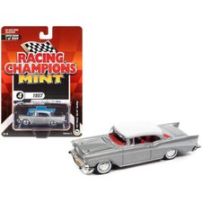 1957 Chevrolet Bel Air Hardtop **RR** Racing Champions 1:64 OVP