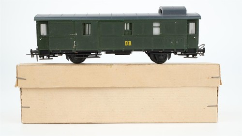 Herr 108 820 gepäckwagen - -,