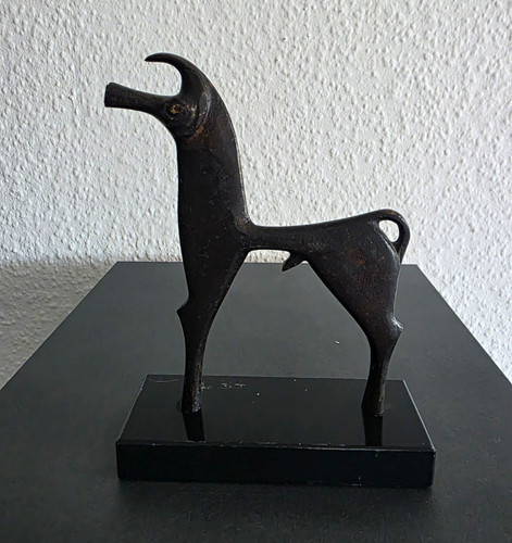 Pferdeskulptur aus bronze von - ,
