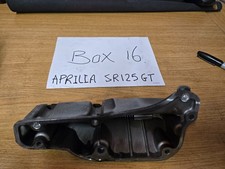 Aprilia SR125 GT - Wanne mit Öldruckregler