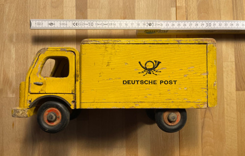 Spielzeug lkw postauto aus - spielzeug-lkw,