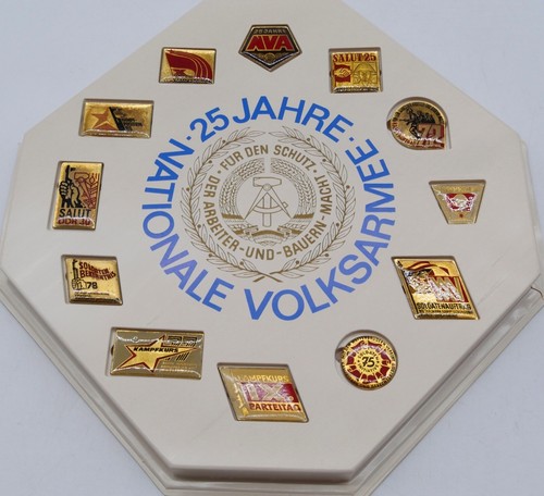 Nva ddr abzeichen jahre - ddr, 25