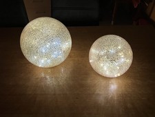 Kugelleuchten Set 2 Stück 20 und 25 cm Durchmesser Kugellampen