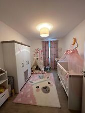 Wie neu!!! Baby / Kleinkindzimmer  Bett ,Schrank Wickelkommode,Teppich,Kommode