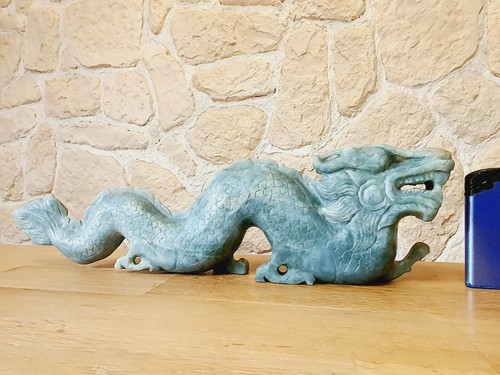 Drache aus jade - /, jadeit