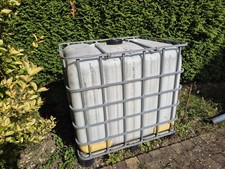 Regentonne. 1000 Liter. Mit Auslaufhahn.  Für Frischwasser oder Anderes.