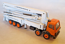 Conrad Mercedes Benz Putzmeister "M52" große Betonpumpe ca.26cm Baufahrzeug 1:50