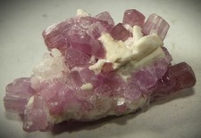 rosa Turmalin aus Mogok, Myanmar