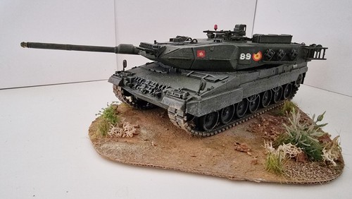 Leopard mbt panzer - 1:35, 2